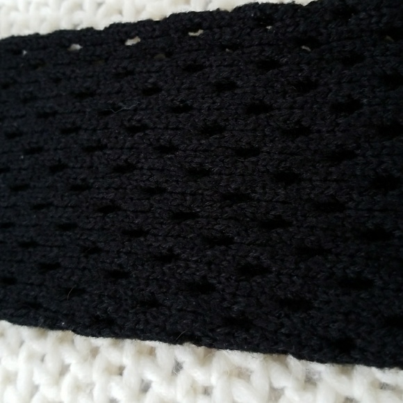 Sweater - Picture 2 of 4